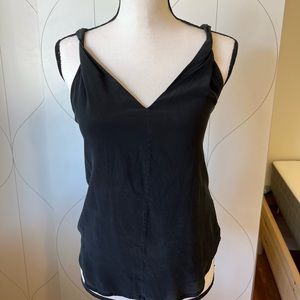 Banana republic cami (100% silk)